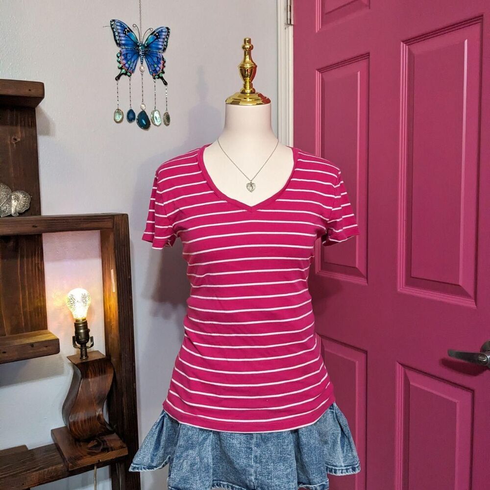 Faded-glory Women's Pink and White T-shirt